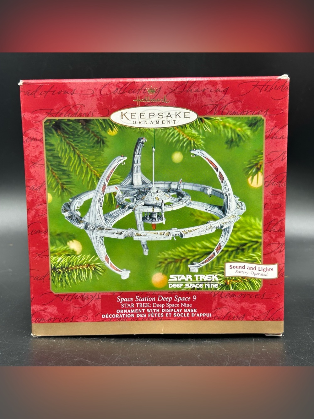 2001 Hallmark Star Trek Deep Space Nine DS9 Ornament Sound Lights QX6065 Works